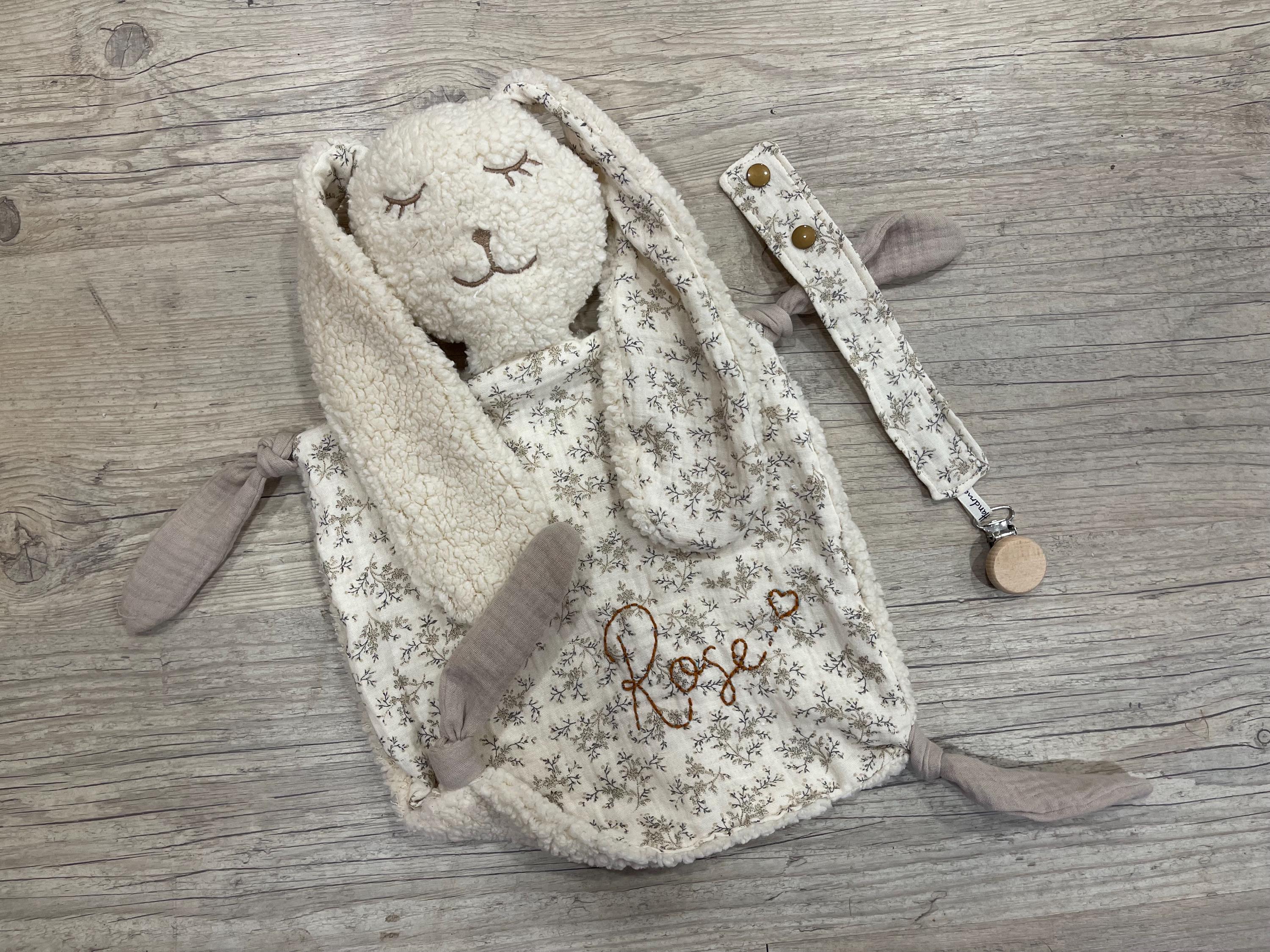 Doudou lapin « Sacha » sherpa et double gaze - Ultra doux, fait main et personnalisable