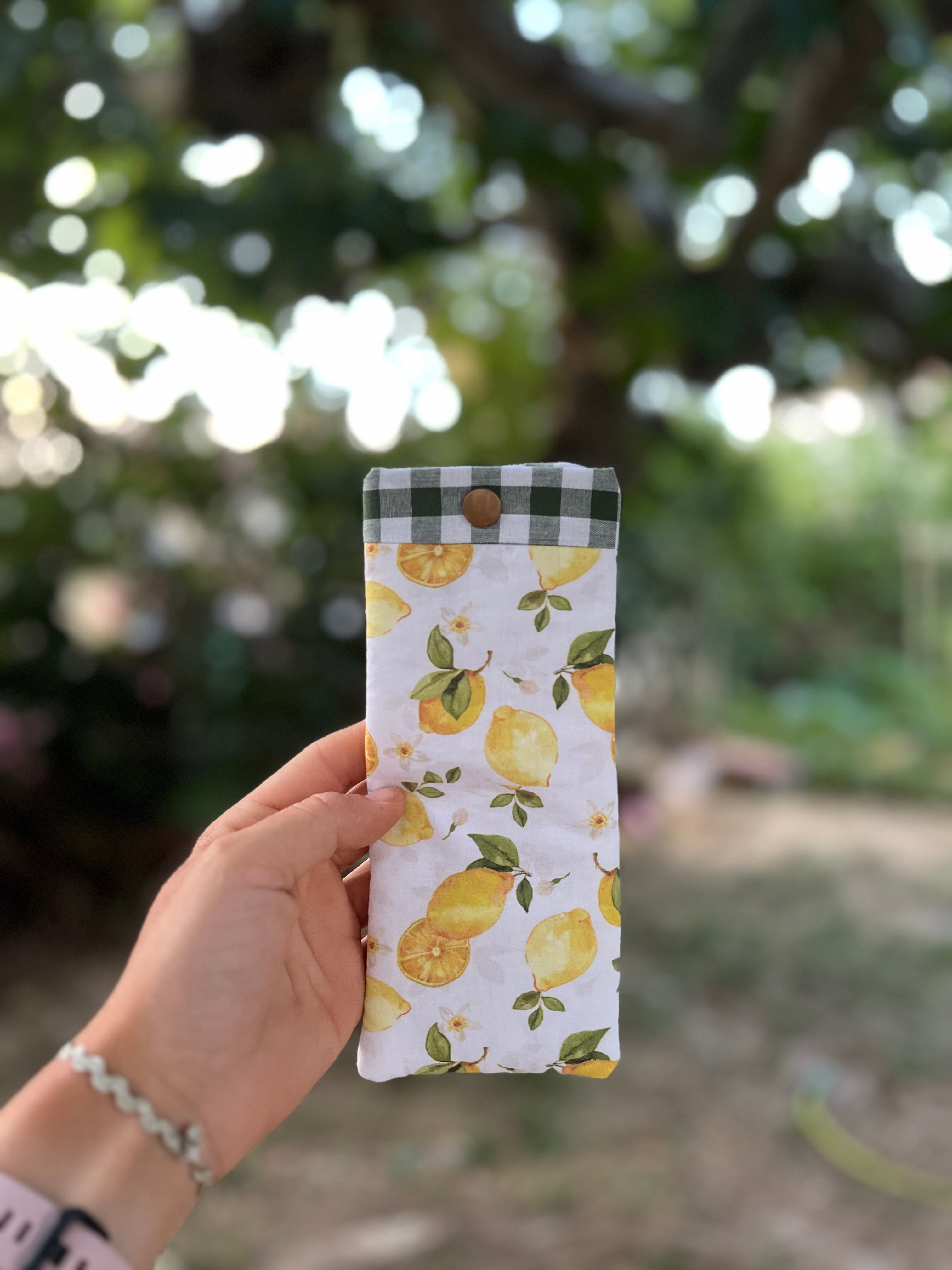 Étui à lunettes fait main en tissu « Lemon crush » 1