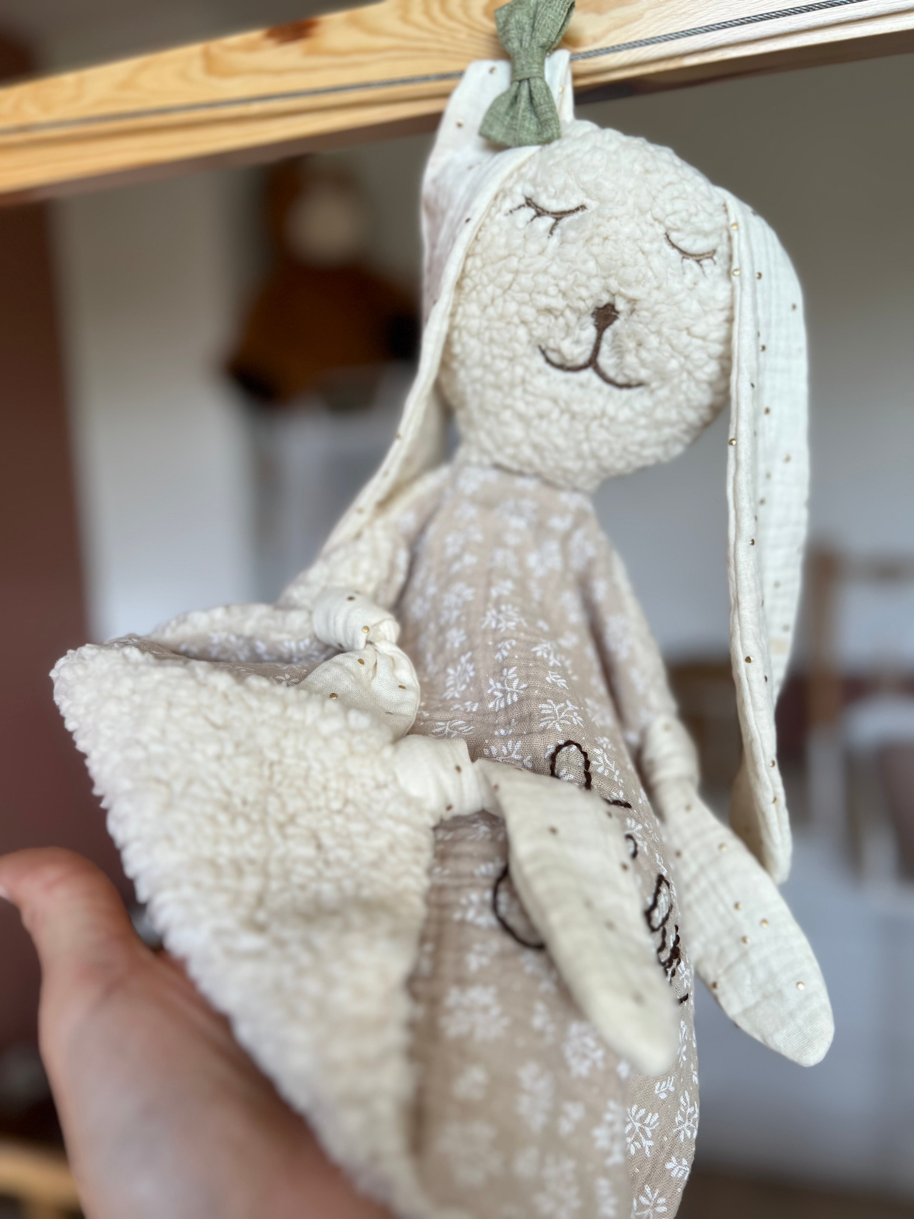 Doudou lapin « Eden » sherpa et double gaze - Ultra doux, fait main et personnalisable