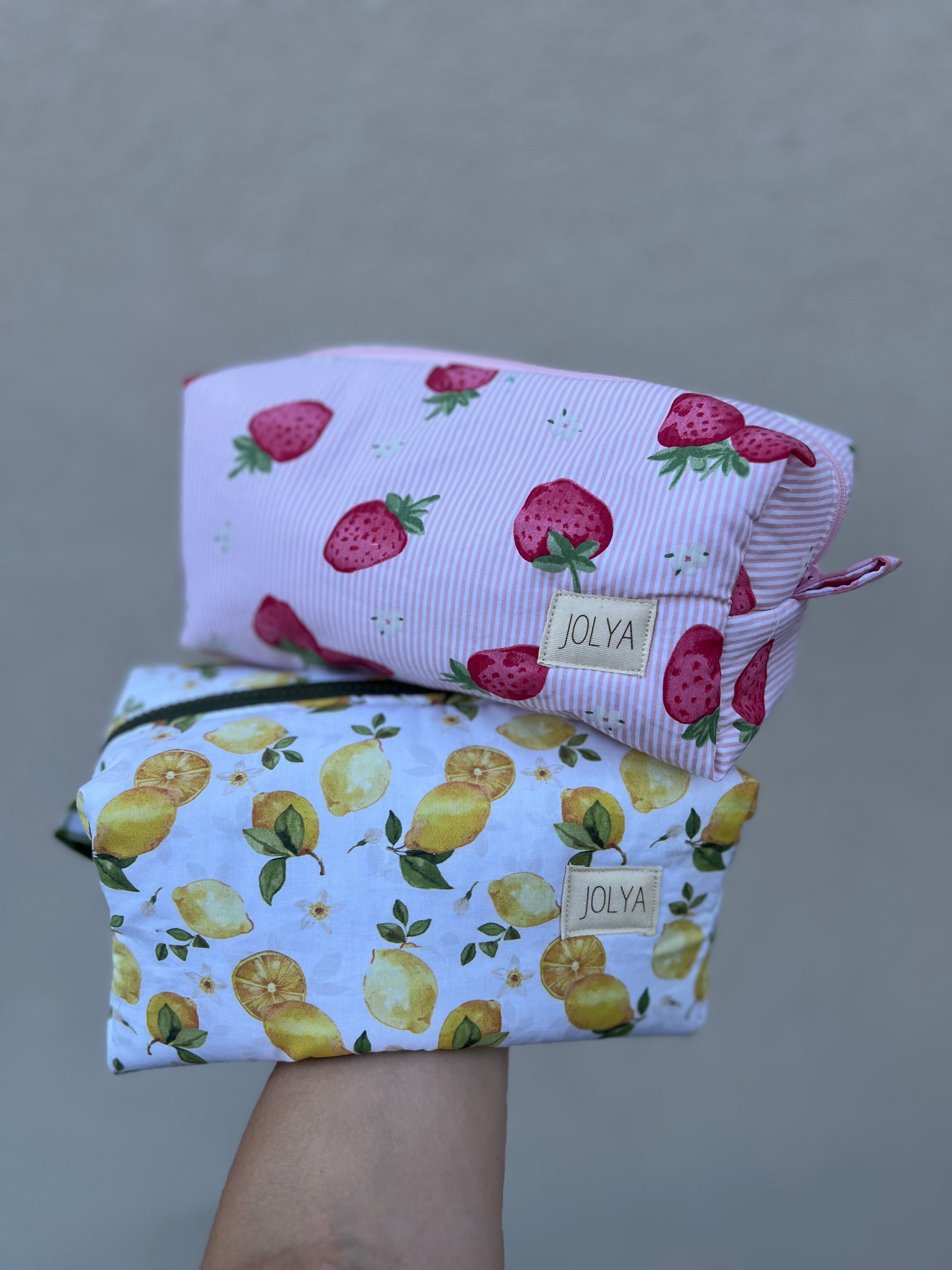 Trousse de toilette « Charlotte » - grand format, fait main