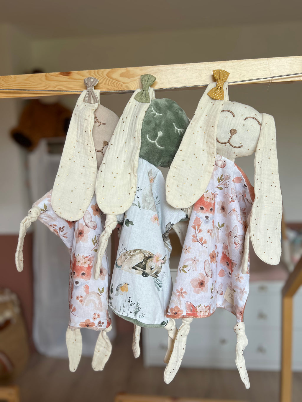 Doudou lapin bébé « Roxanne » - Ultra doux, fait main et personnalisable (Copie)