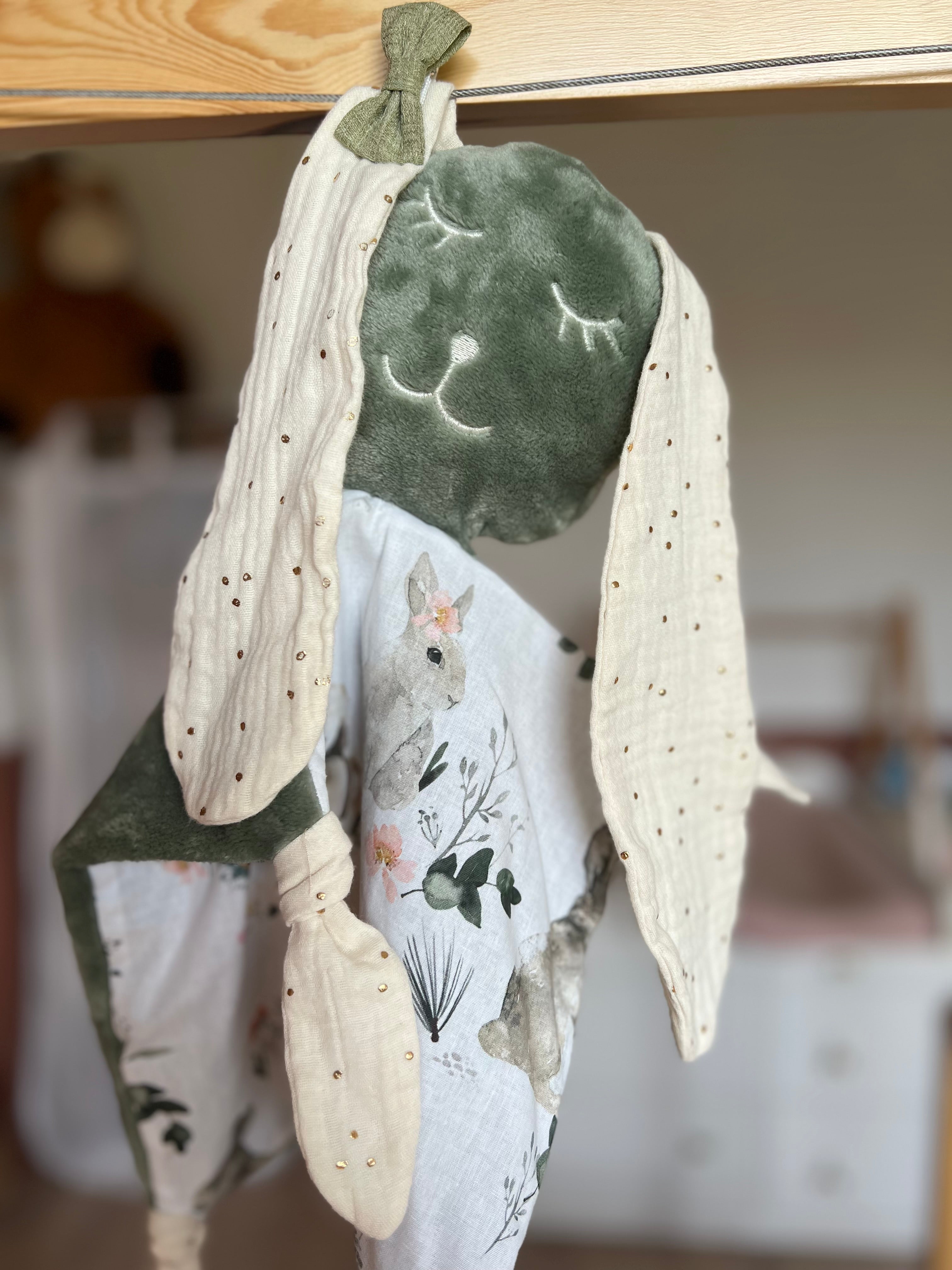 Doudou lapin bébé « Mia » - Ultra doux, fait main et personnalisable