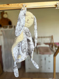 Doudou lapin bébé en double gaze et sherpa « Automne » - ultra doux, fait main et personnalisable