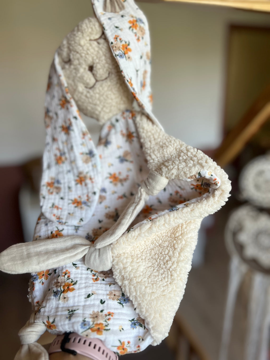 Doudou lapin bébé double gaze et sherpa « Flora » - ultra doux, fait main et personnalisable